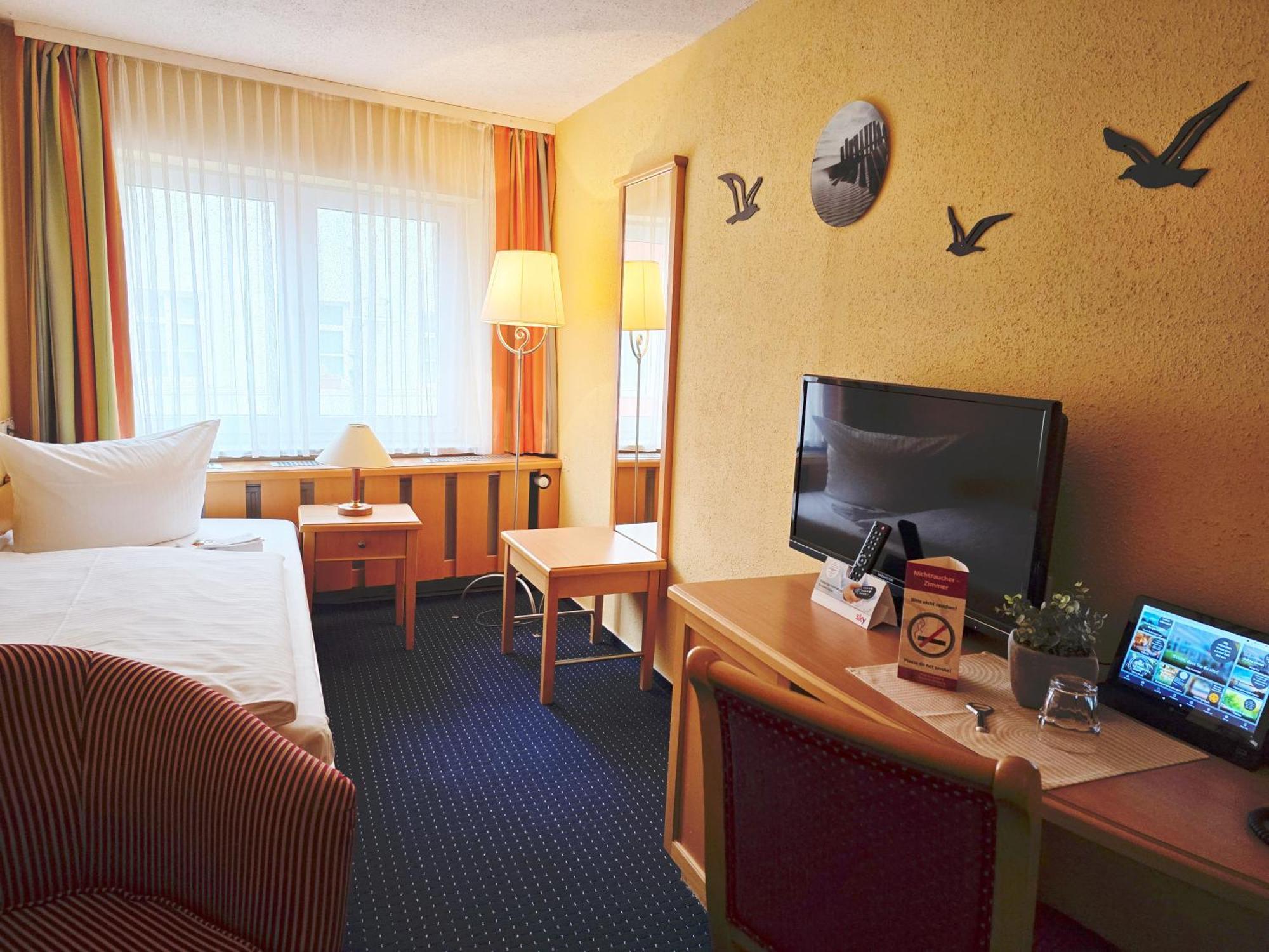 Hotel Am Markt & Brauhaus Stadtkrug Ueckermünde Extérieur photo